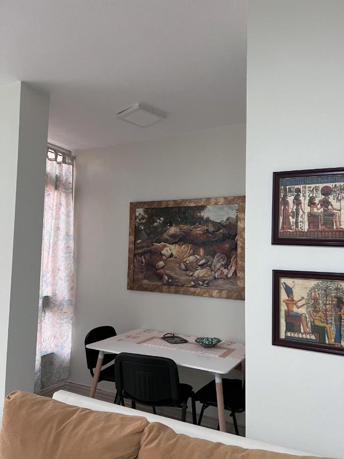 Home & Apartment In 티라나 외부 사진